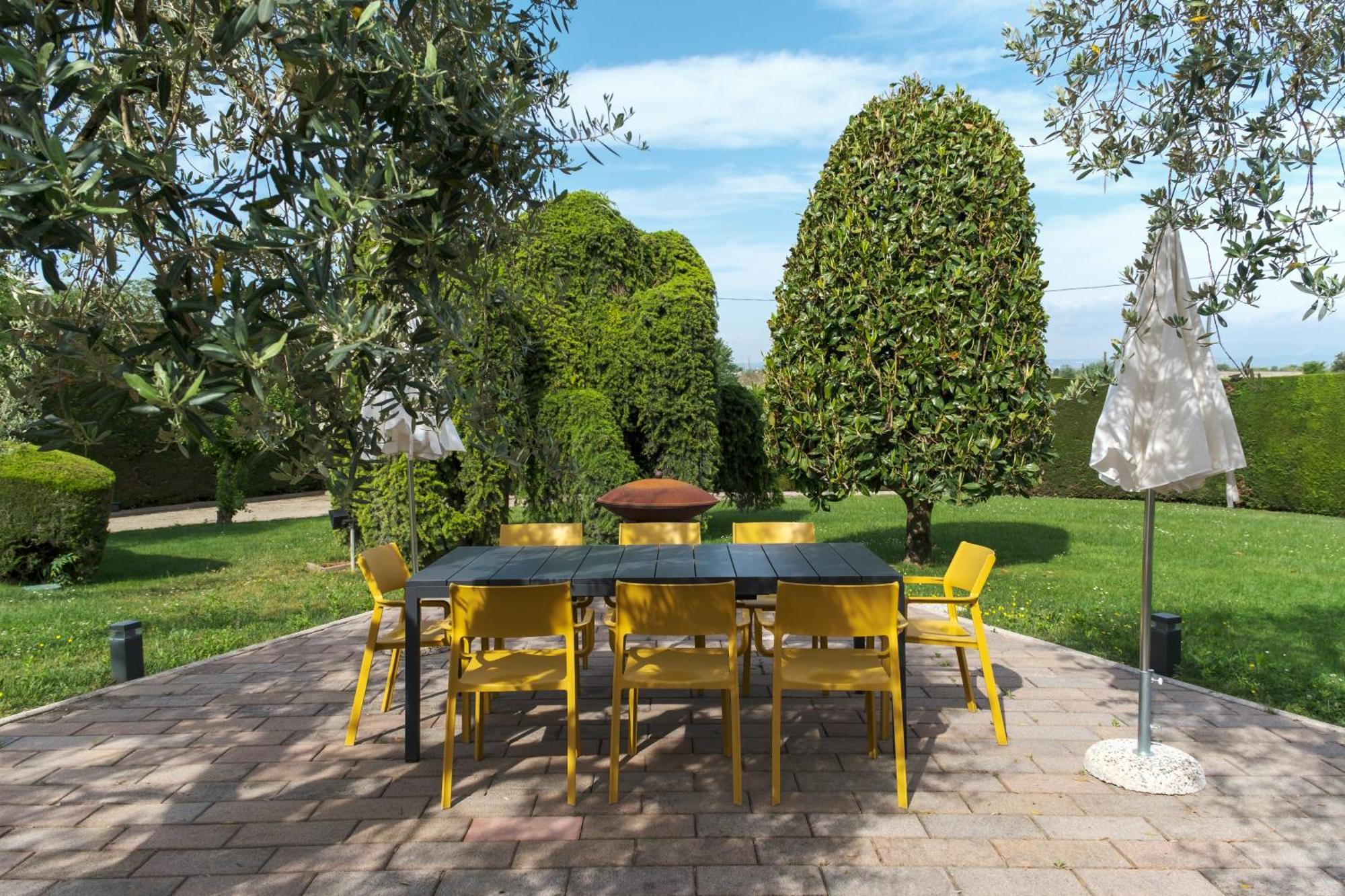 Villa Carini With 3000 Mq Garden & Heated Pool Castelnuovo del Garda Exteriér fotografie